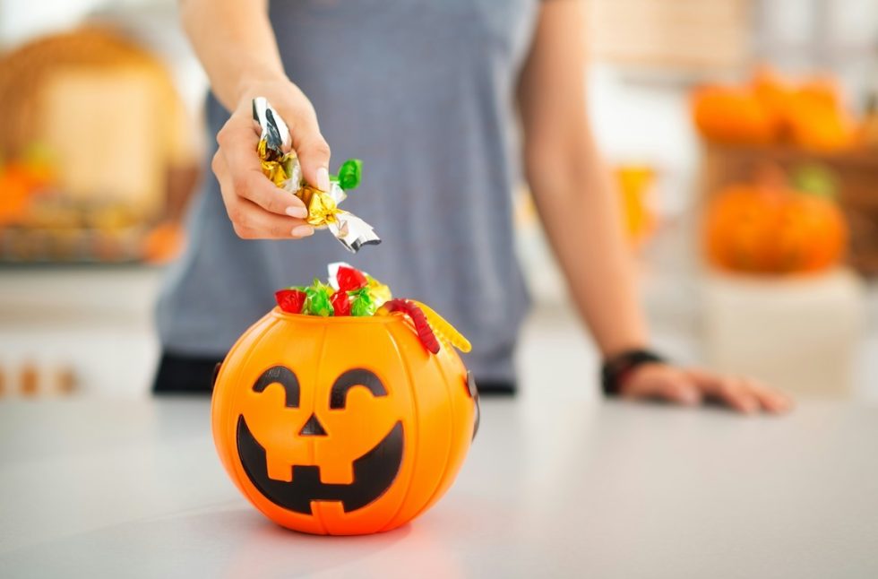 Five Ways to Beat a Halloween Candy Binge | Smart Mouth Nutrition